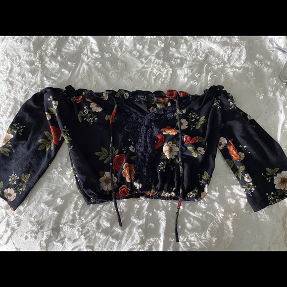 off the shoulder half sleeve shirt - Picture 1 of 1